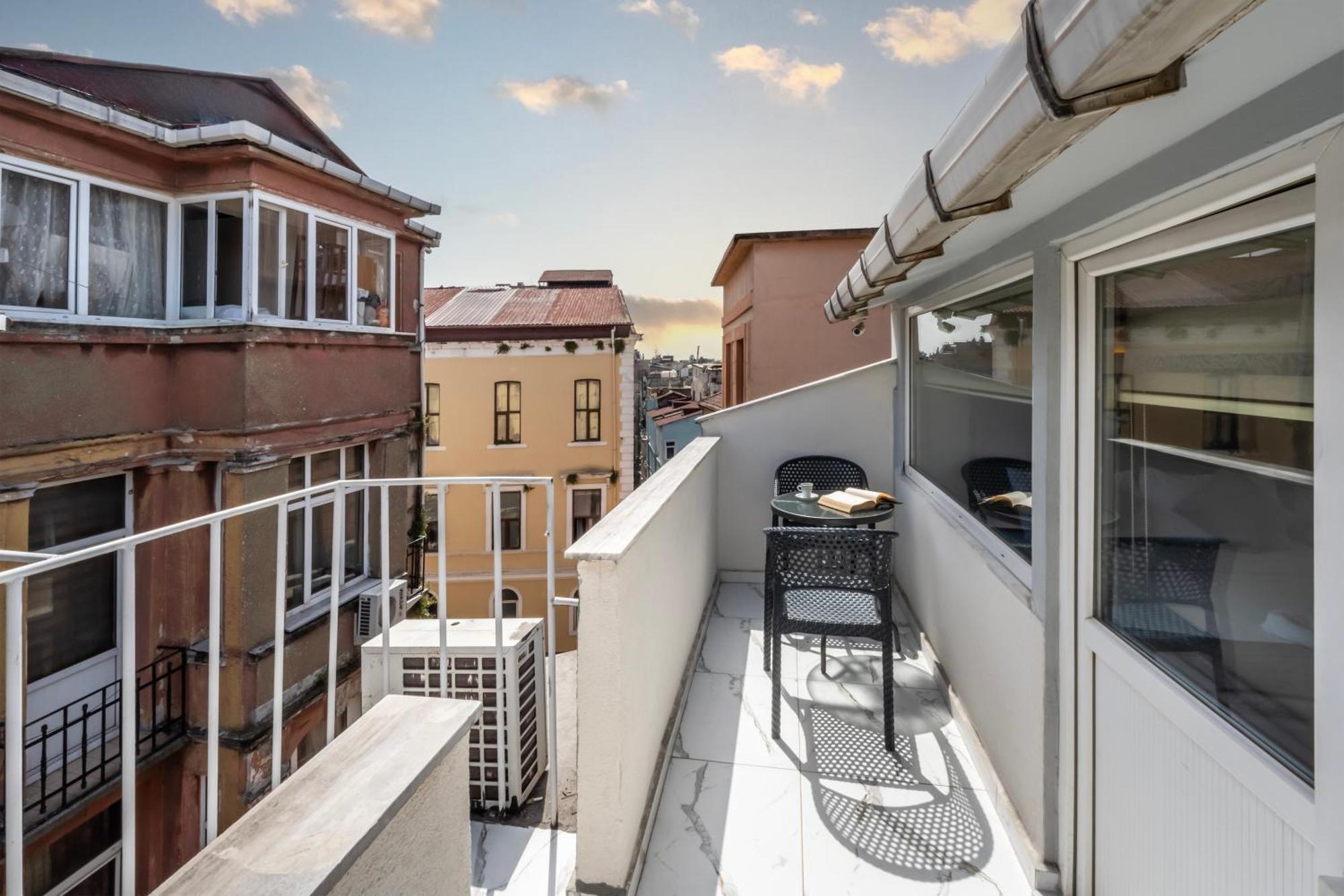 Taksim Trust Hotel Estambul Exterior foto